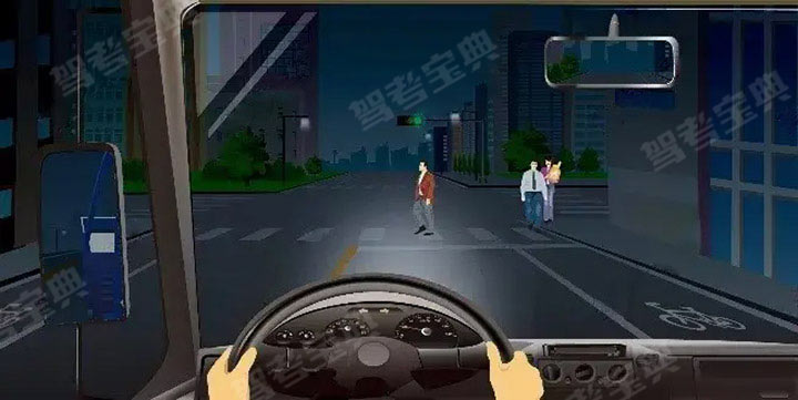 如图所示，夜间驾驶机动车行至路口，以下说法正确的是什么？